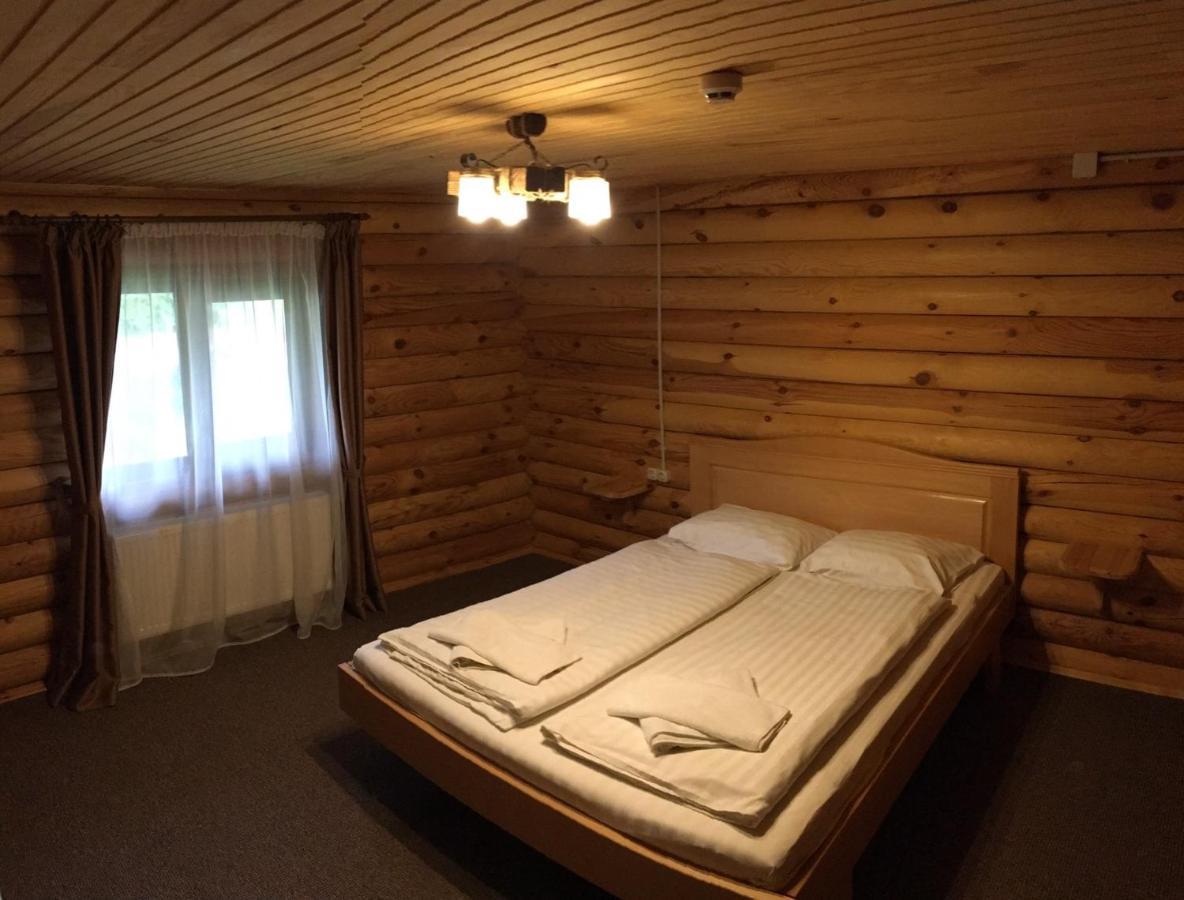 Hotel Sokolyne Gnizdo à Korostov Extérieur photo