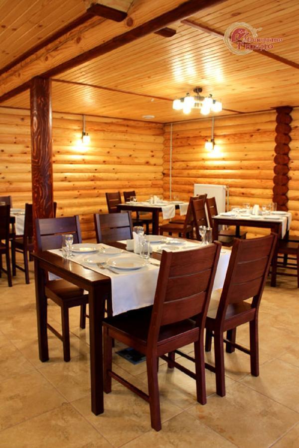 Hotel Sokolyne Gnizdo à Korostov Extérieur photo