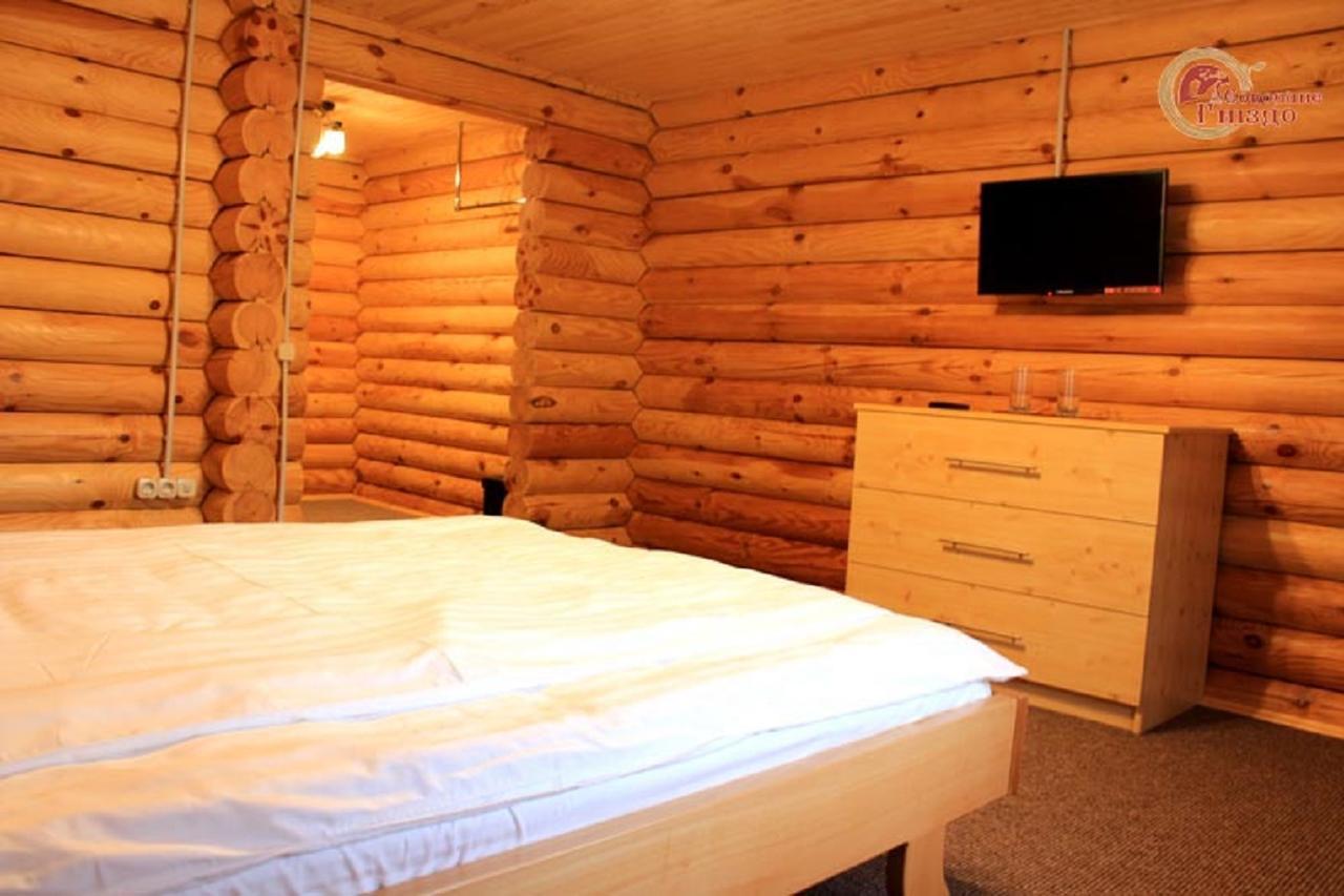 Hotel Sokolyne Gnizdo à Korostov Extérieur photo