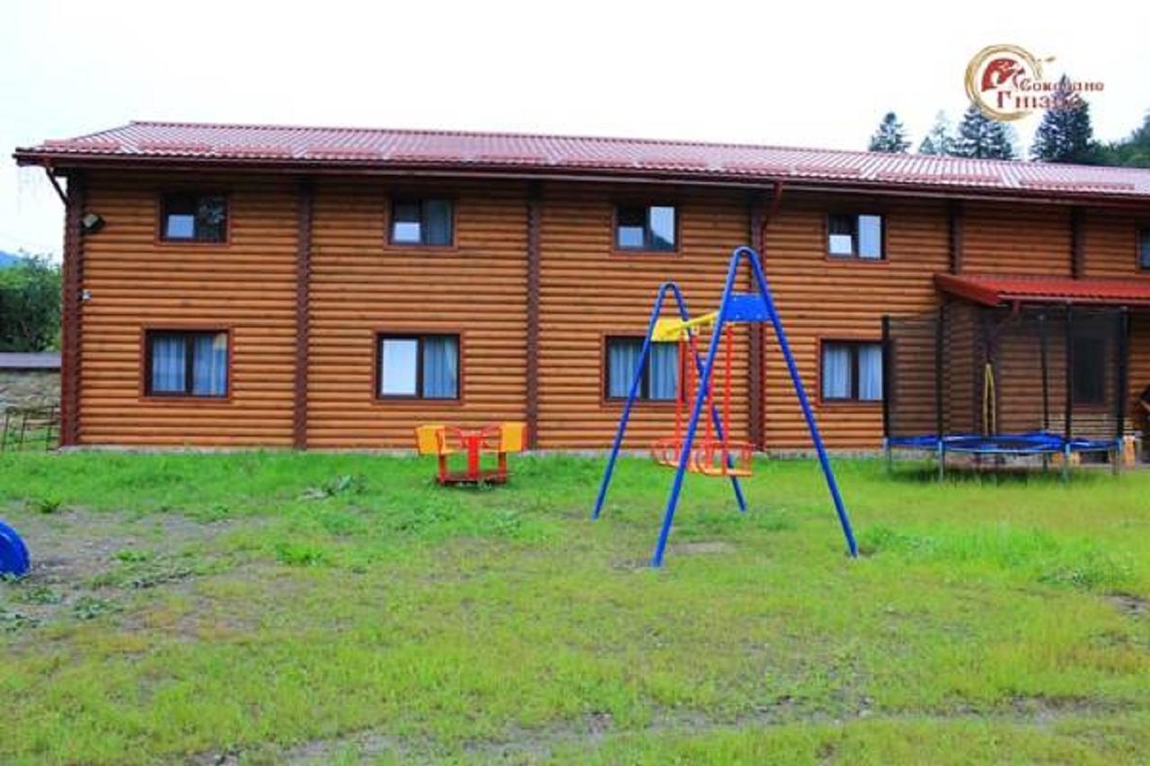 Hotel Sokolyne Gnizdo à Korostov Extérieur photo